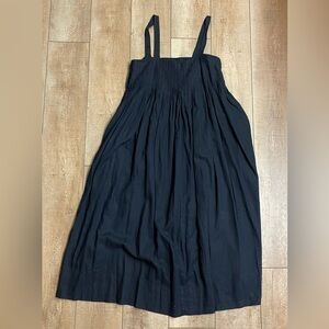 Banana Republic Navy Blue Pleated Dress Medium NEW with tags